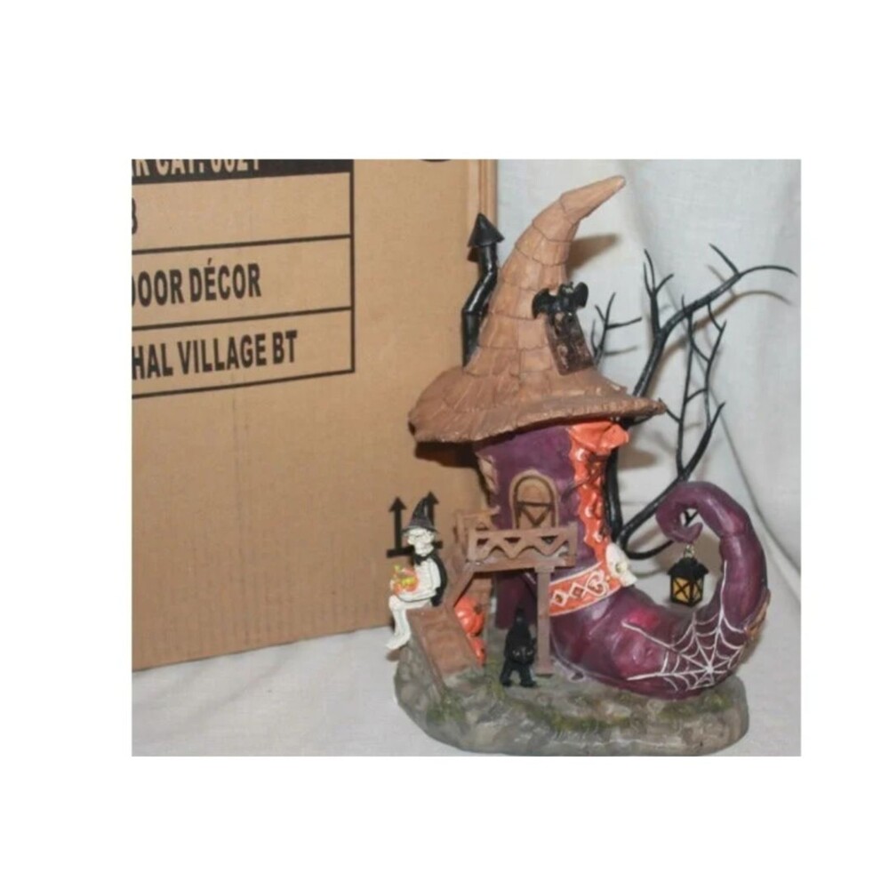 Way To Celebrate 11" Witches Boot Halloween Village House LED Lighted